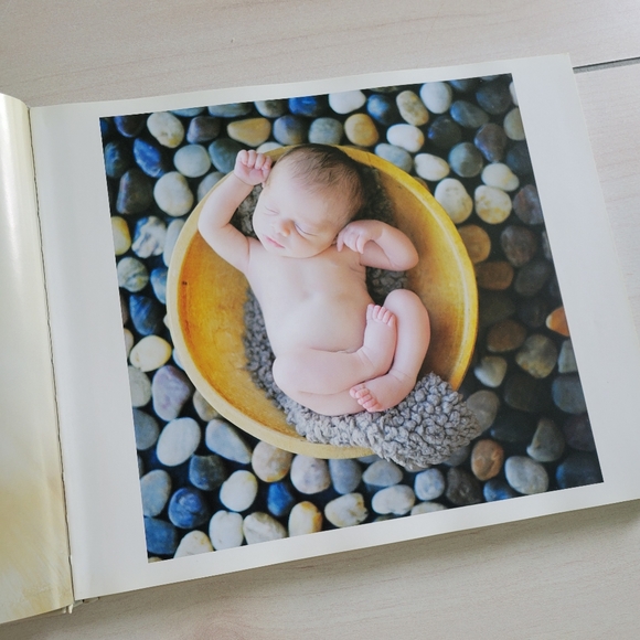 Newborn Photography Book - Sleeping Beauties - Newborns in Dreamland - Picture 4 of 11